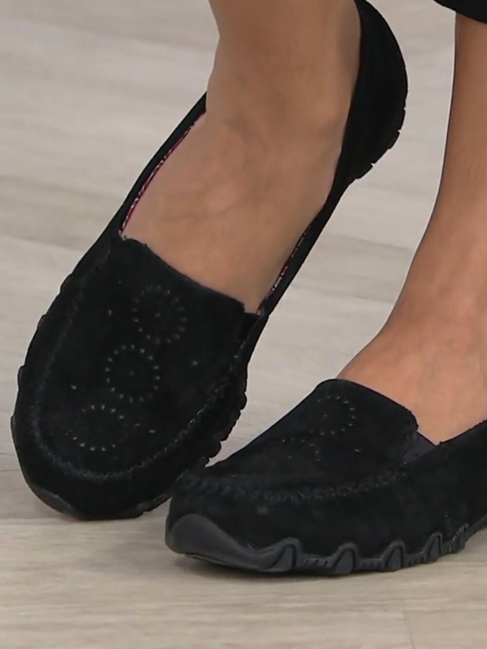 Skechers Black Suede Slip-On Sz 11